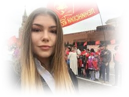 Komünist halter şampiyonu Maryana Naumova,  Komünizm benim için adalet demek ile ilgili görsel sonucu